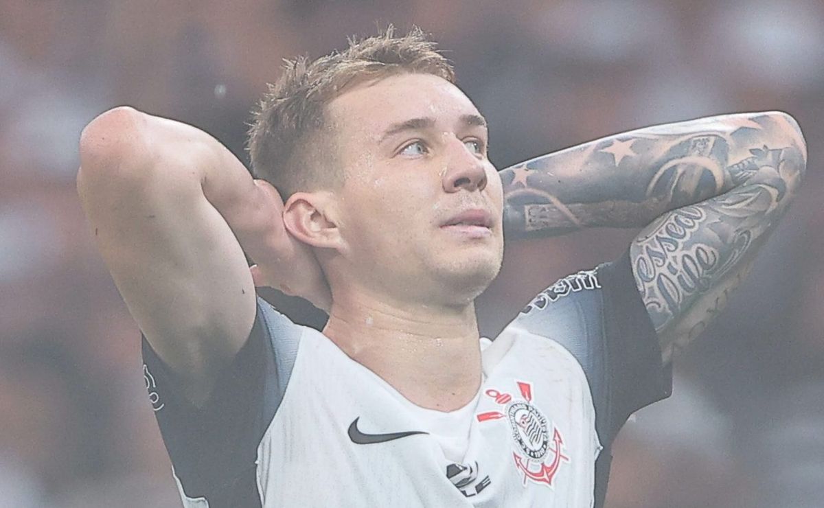 Charles tem saída no Corinthians decretada pela Fiel e contratação é pedida no Ceará: “Aceito, faz a boa”