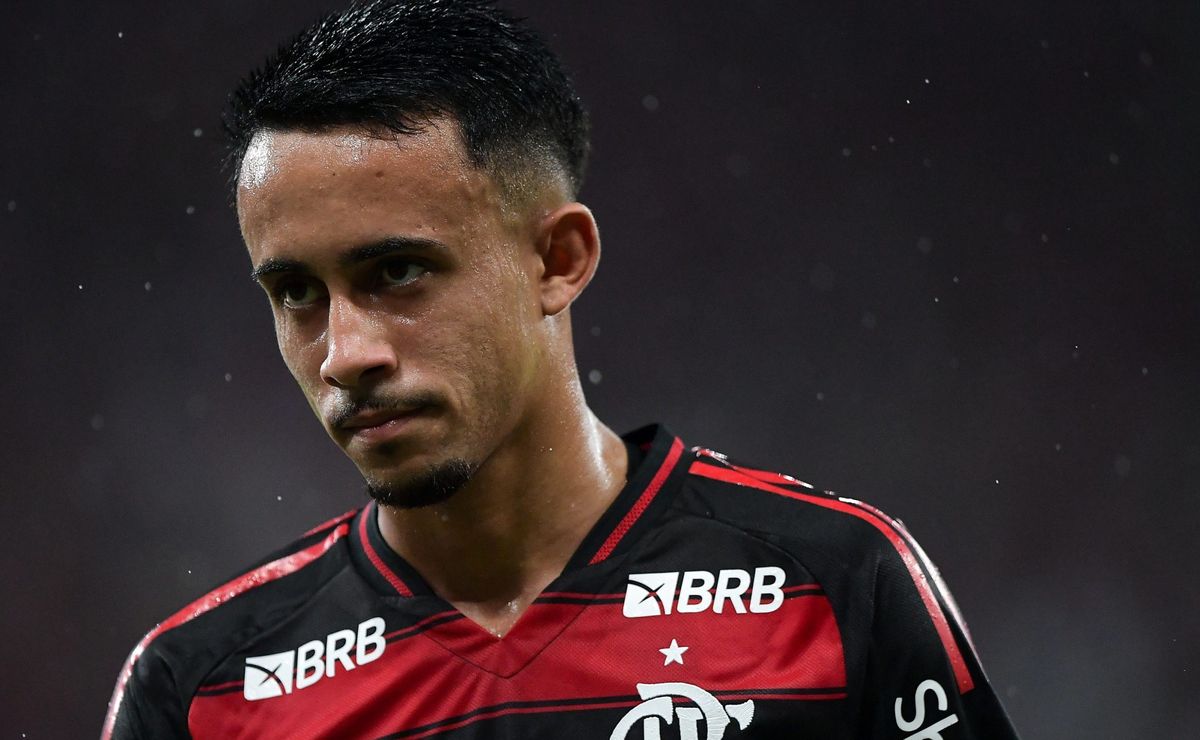 Saída de Matheus Gonçalves agita bastidores e Flamengo se posiciona sobre empréstimo