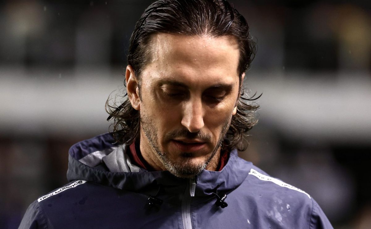 Zubeldía faz desabafo e confessa ter sentido vergonha no São Paulo: “Eu senti”