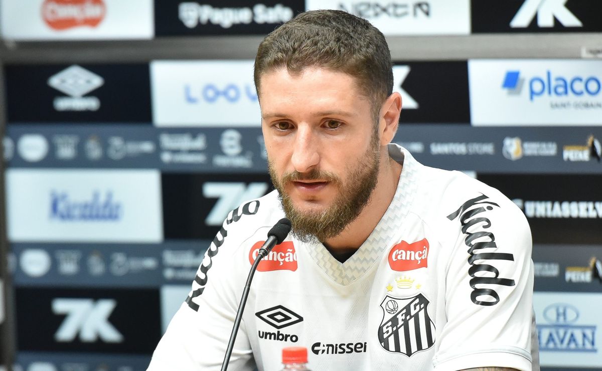 Ze Raphael Zé Rafael revela conselhos aos Meninos da Vila