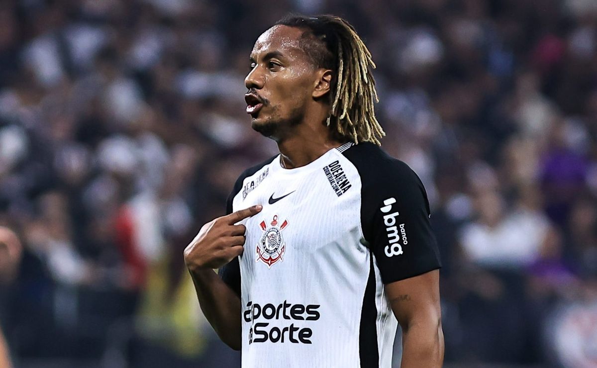 Escalação do Corinthians: Carrillo é titular junto de Garro e Memphis Depay contra Huracán-ARG