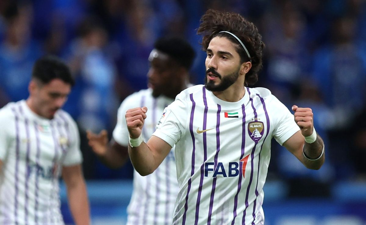 Erik, ex-Internacional, relembra despedida do Colorado e detalha desafios na adaptação ao futebol árabe