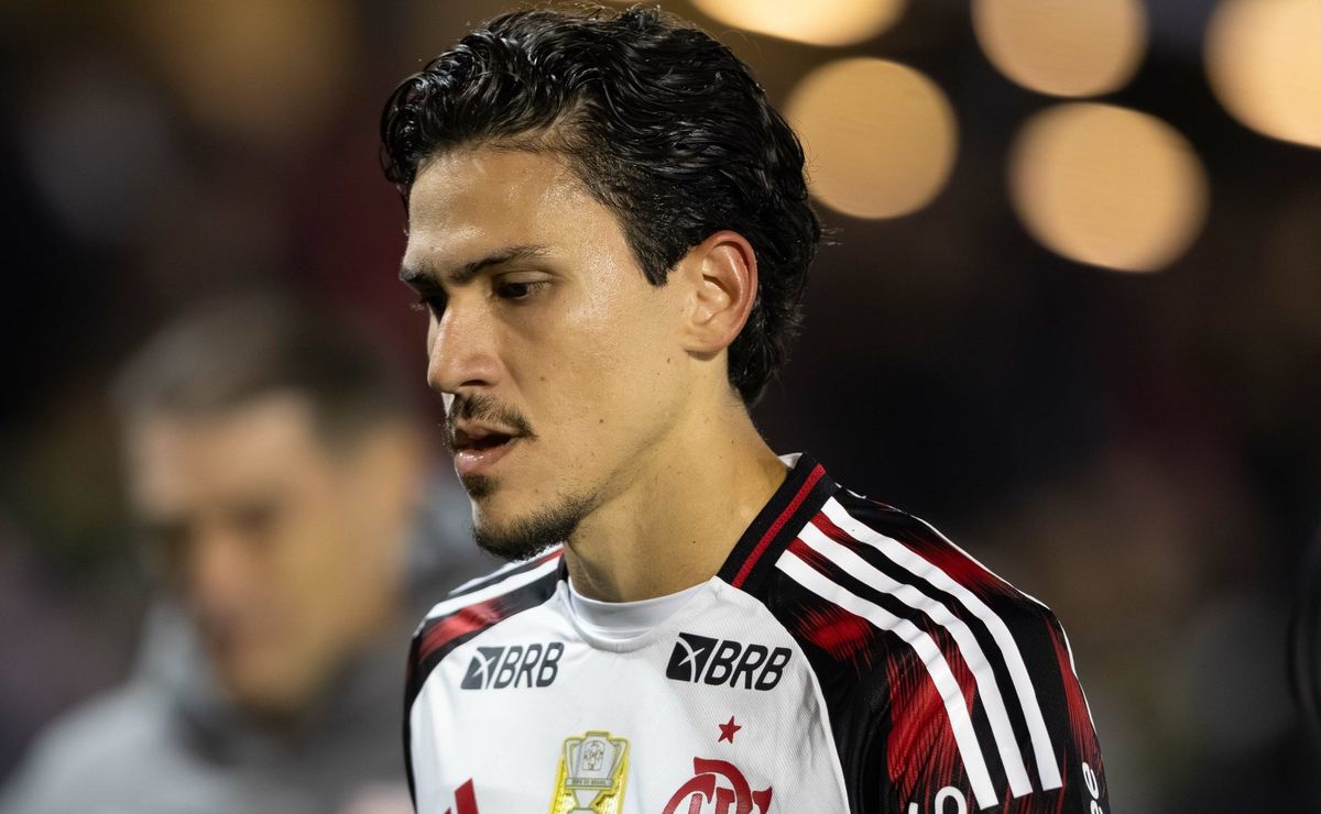 Torcida do Flamengo pede escalação de Pedro contra o Botafogo a Filipe Luís: “Titular absoluto”