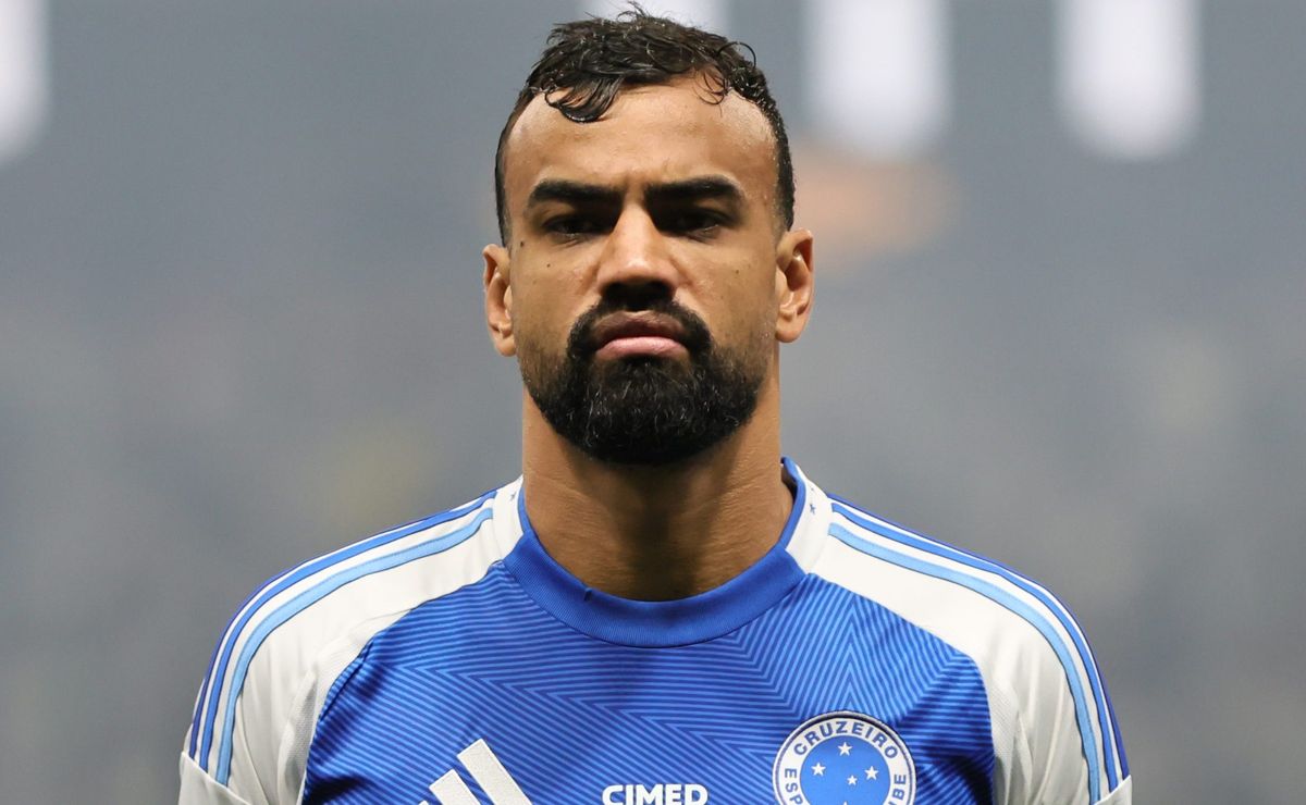 Escalação do Cruzeiro: Fabrício Bruno fica de fora, mas Leonardo Jardim ganha reforços para o clássico