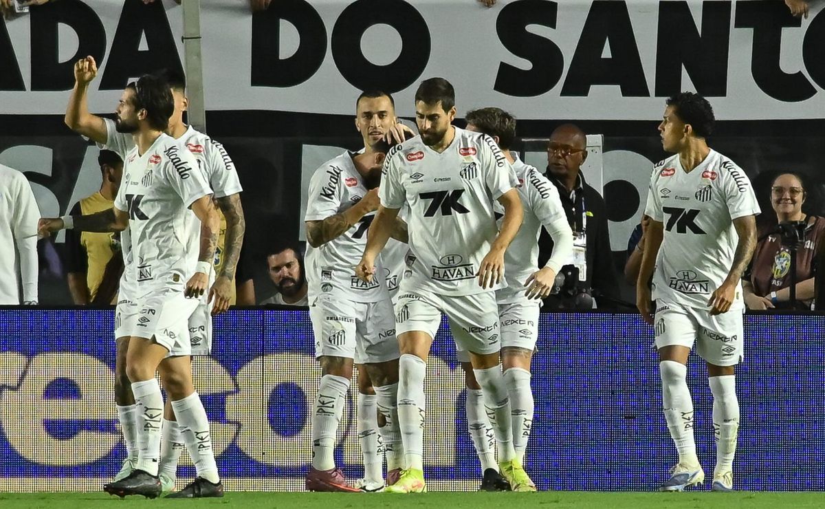 Milton Neves compara atuação do Santos contra o Corinthians aos tempos de glória do time de Pelé