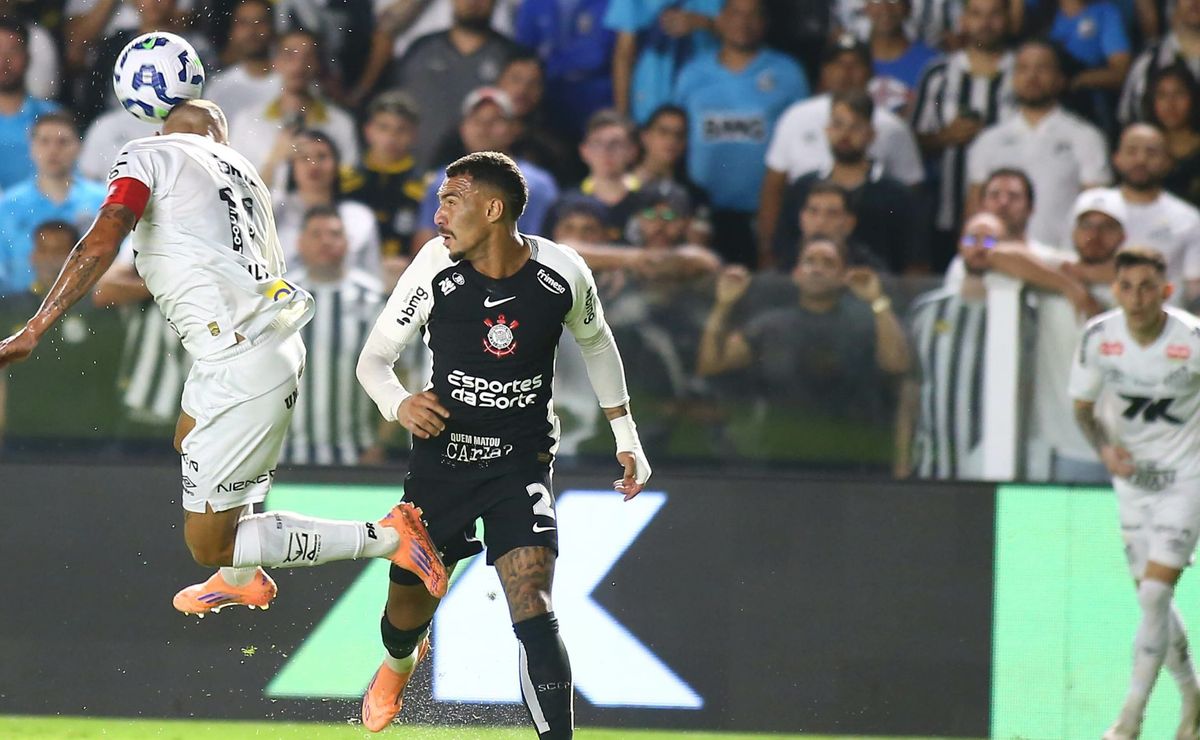 Corinthians é dominado pelo Santos na Vila Belmiro e derrota mantém time na parte de baixo no Brasileirão