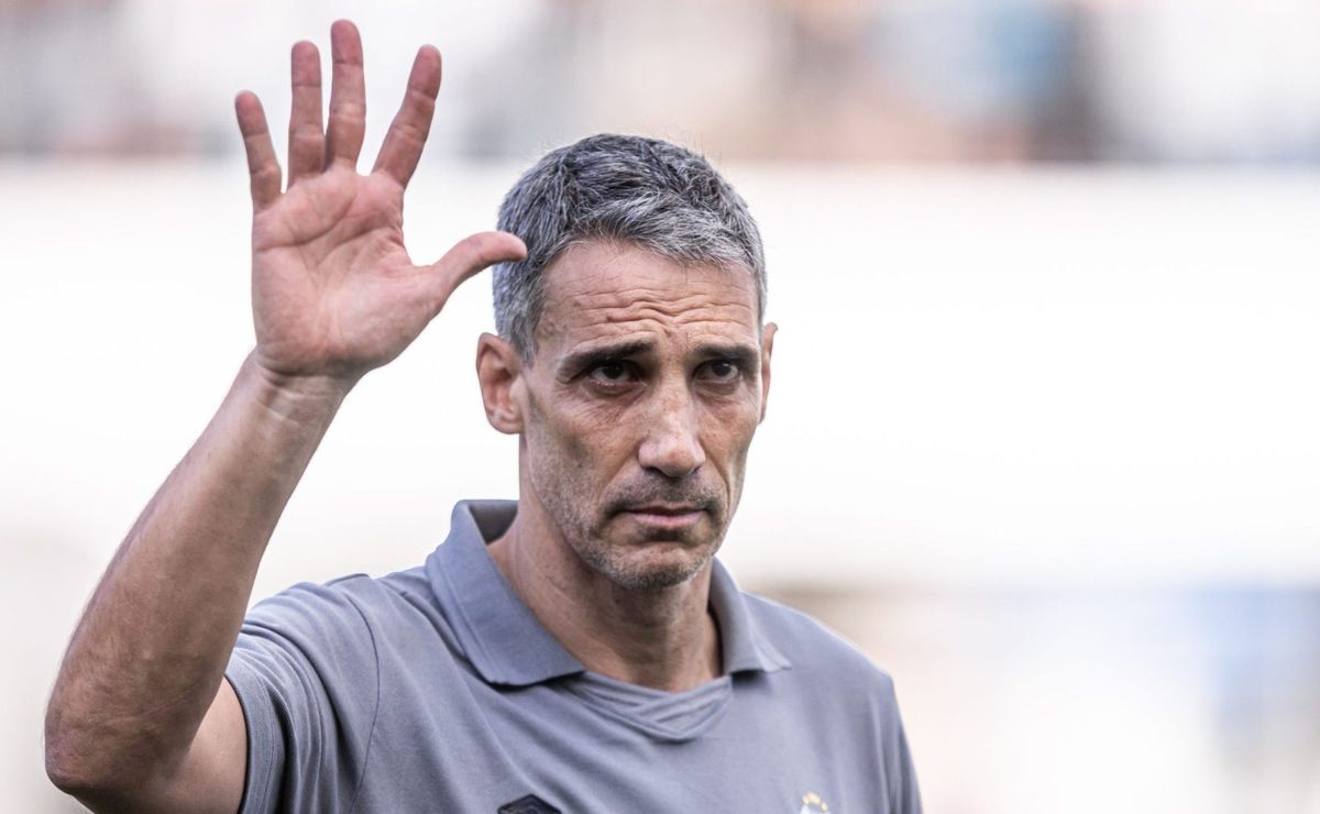 Vojvoda exalta Santos contra o Corinthians e manda recado para torcida: “Causou emoção”