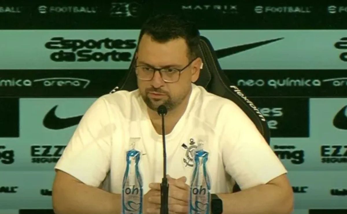Lucas Silvestre desabafa após derrota para o Santos e cobra postura do elenco: “Faltou energia e atitude”
