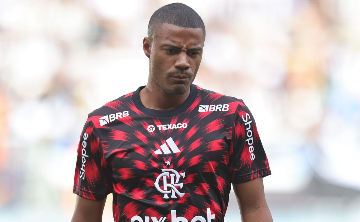 Após ficar fora contra o Palmeiras, De la Cruz é relacionado para Flamengo x Racing pela Libertadores