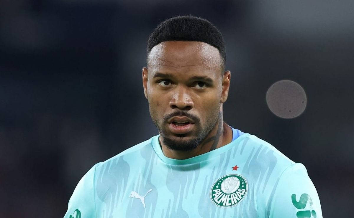 Carlos Miguel opera milagre e faz 3 defesas em 10 minutos durante LDU x Palmeiras na Libertadores
