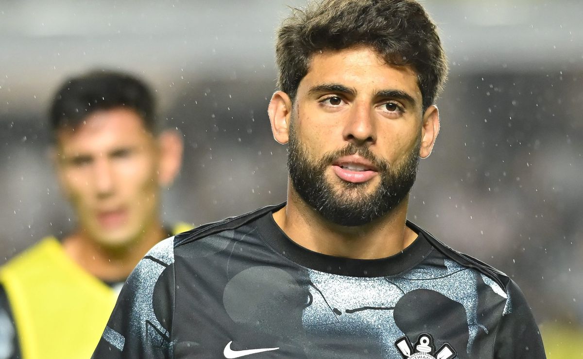 Yuri Alberto perde chance incrível contra o Vitória e torcida critica o atacante
