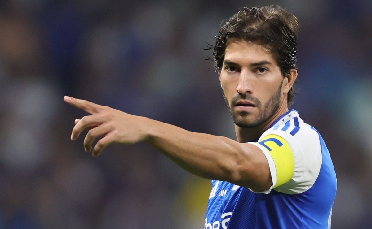 Lucas Silva opina sobre decisão de Rafael Rodrigo Klein em Palmeiras x Cruzeiro: “Não tinha necessidade”