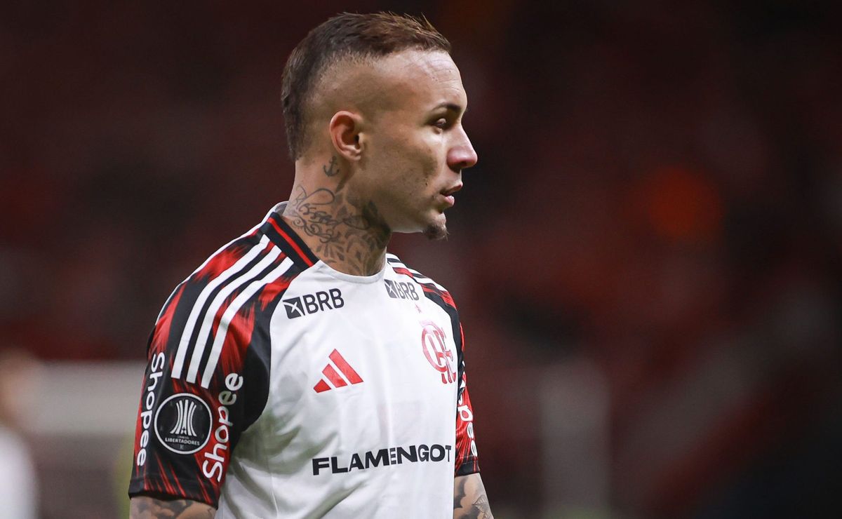 Lesão de Everton Cebolinha não altera planos do Flamengo, que quer manter o atacante em 2026