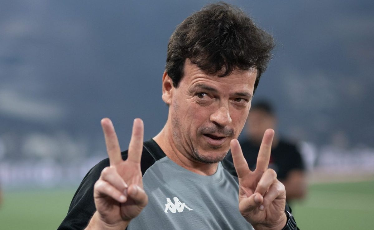 Fernando Diniz volta a brilhar na carreira, e sequência no Vasco é a melhor desde 2023