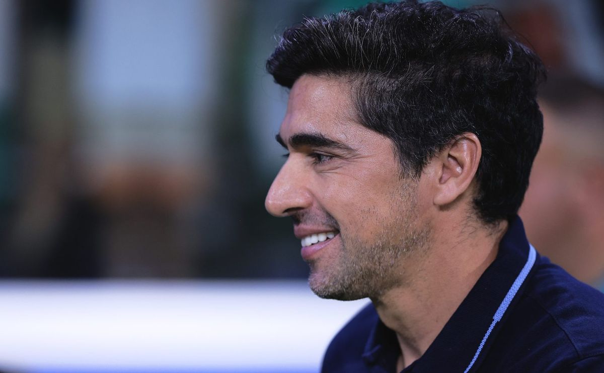 Abel Ferreira autoriza compra, e Palmeiras pagará R$ 4 milhões por 50% dos direitos de Larson