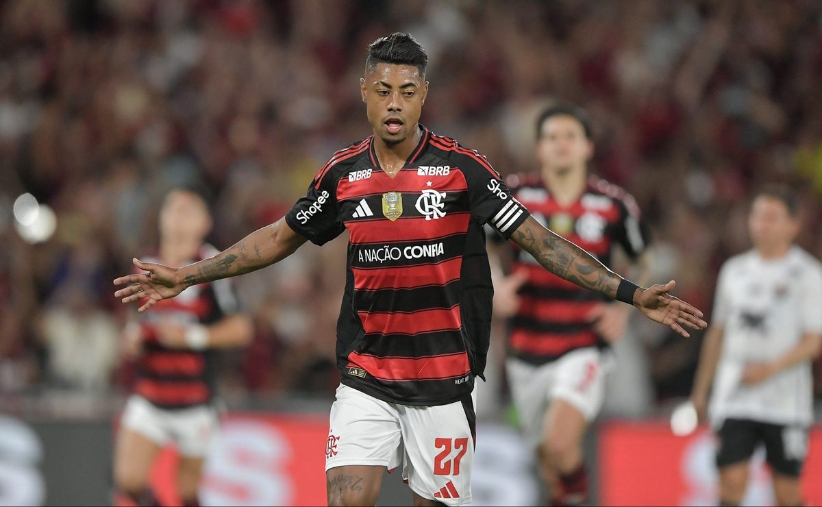 Bruno Henrique decide cumprir contrato no Flamengo e não deve fechar com Atlético-MG em 2026