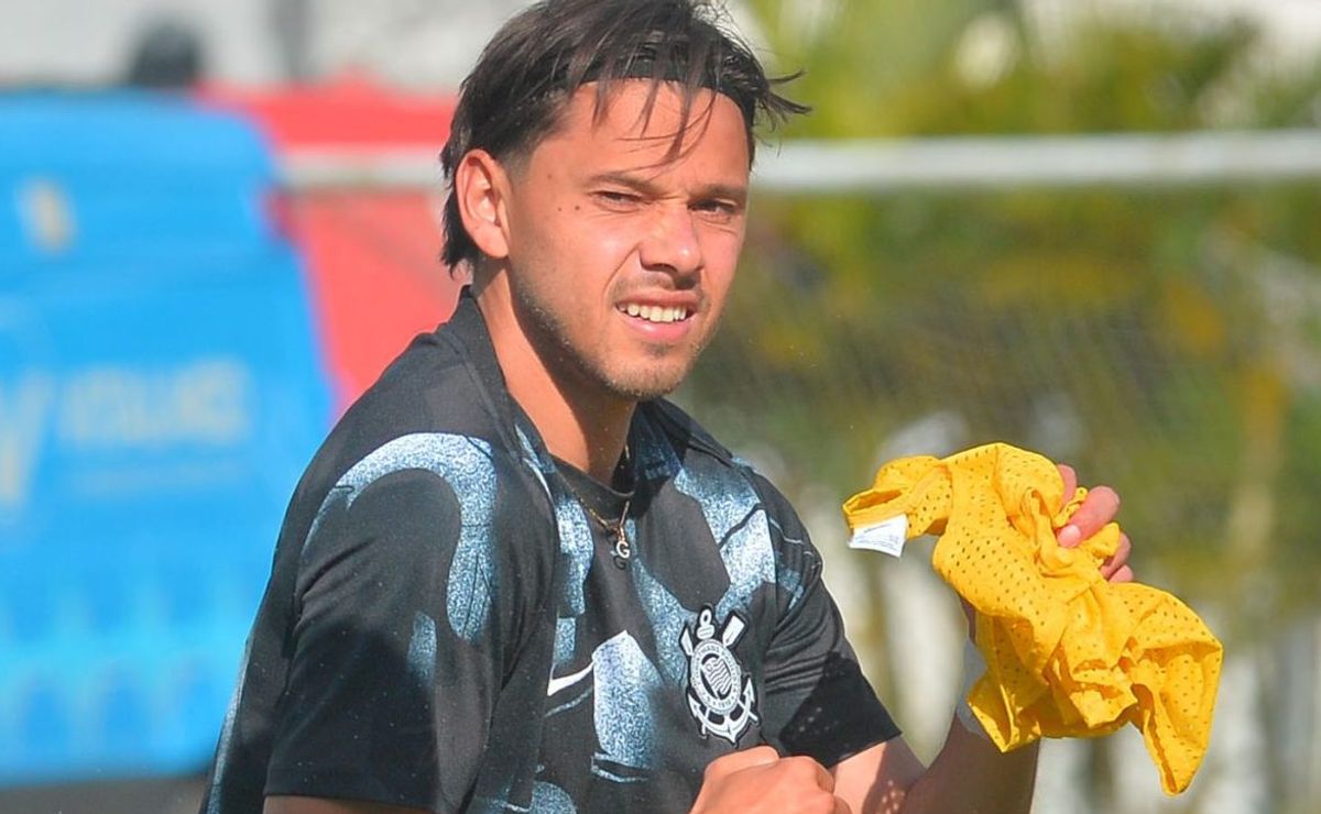 Romero aceita jogar no Internacional em 2026 e aguarda desfecho com o Corinthians