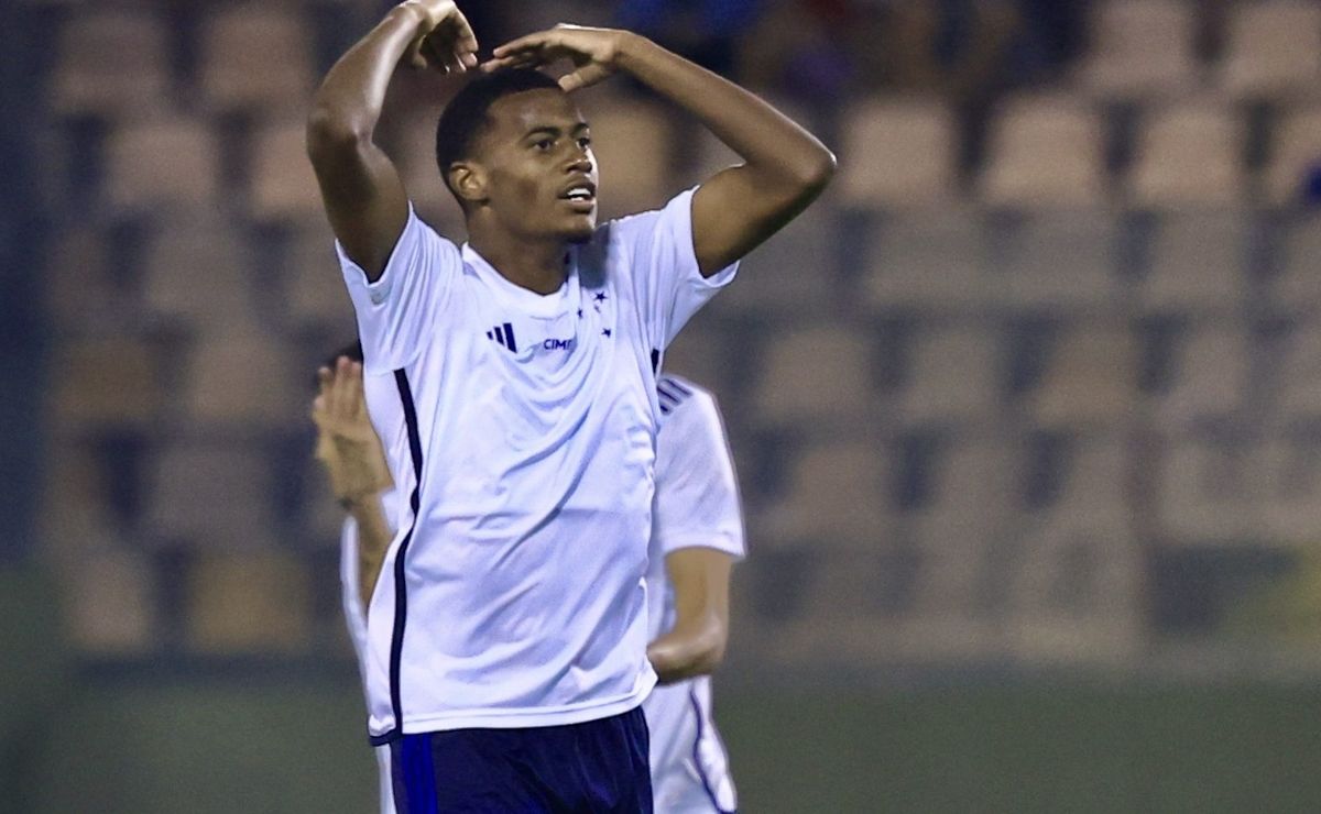 Cruzeiro se movimenta e espera proposta milionária do Zenit por joia da base Bruno Alves