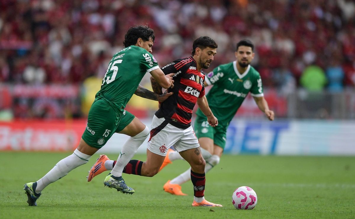 Argentina teme novo título do Brasil na Libertadores; Flamengo e Palmeiras lutam pela taça
