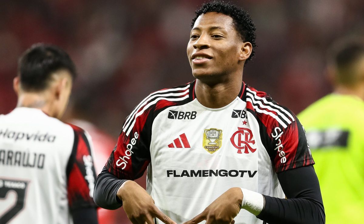 Plata deve substituir Pedro em Racing x Flamengo, analisa Júlio Gomes: “Não vejo dúvida nenhuma”