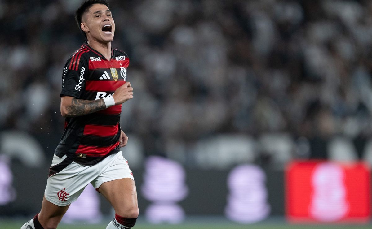 Atitude de Luiz Araújo em Racing x Flamengo chama a atenção pela torcida rubro-negra: “Ninguém faz isso”