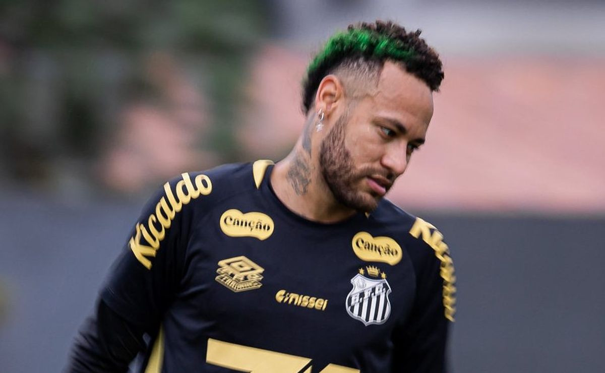 Neymar tem acordo verbal com o Santos para renovar contrato e negócio deve ser fechado em breve
