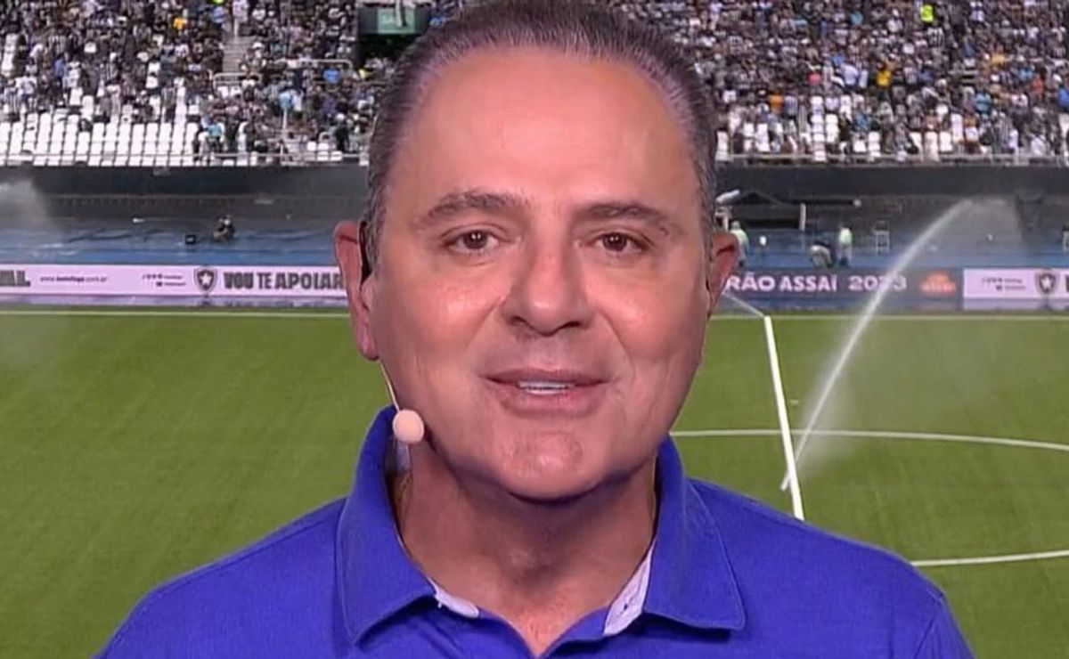 Luís Roberto espera arbitragem limpa de Wilmar Roldán em Palmeiras x LDU: “Que não seja tão enrolado”