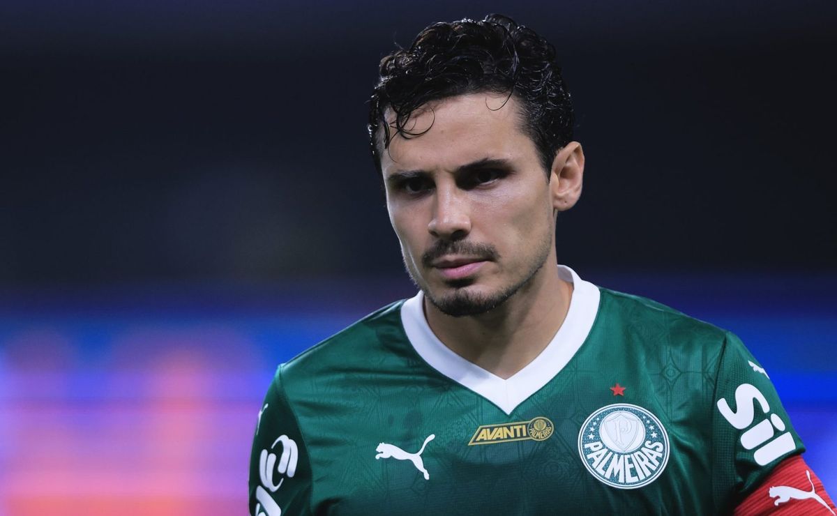 Veiga desabafa após ser decisivo em Palmeiras x LDU na Libertadores: “Sempre darei a cara a tapa”