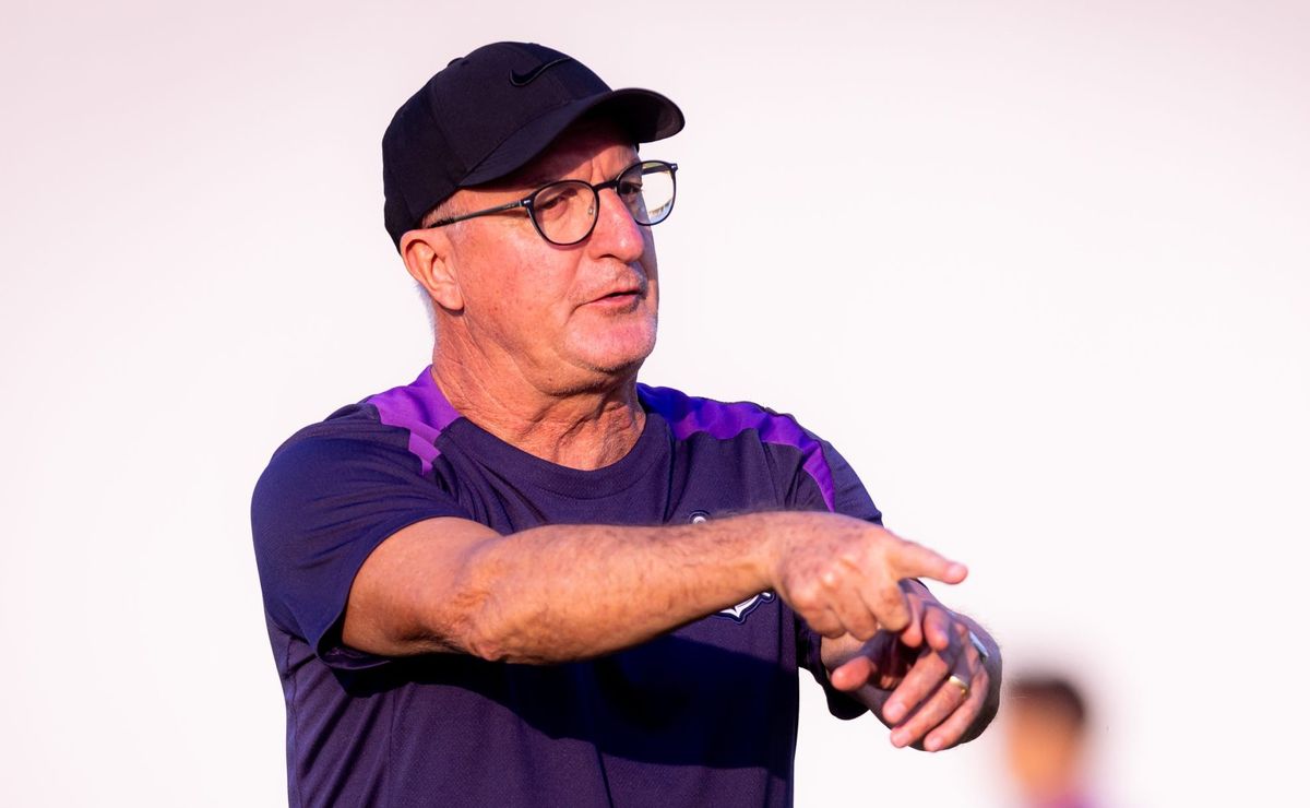 Dorival Júnior prepara mudança no Corinthians e com trio inédito no meio-campo contra o Grêmio