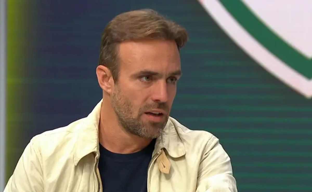 Roger Flores minimiza virada do Palmeiras e diz que goleada sobre a LDU foi “nada demais”