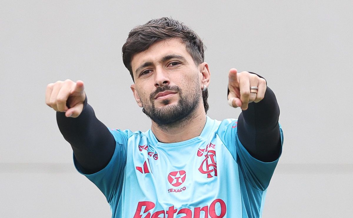 Arrascaeta e +6: Flamengo recebe o Sport com sete jogadores pendurados no Brasileirão e Filipe Luís prepara novidade
