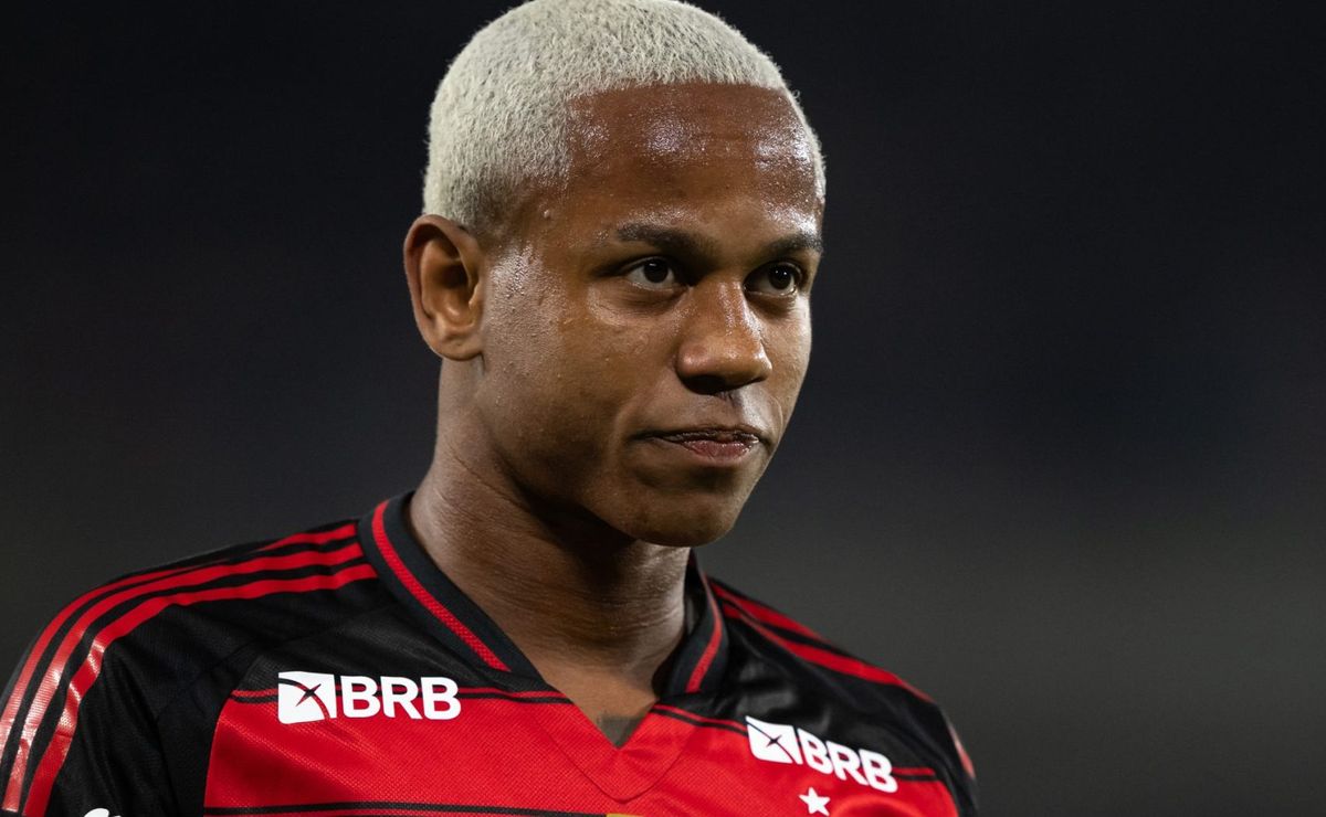 Wallace Yan de saída do Flamengo em janeiro não deve acontecer e tendência é permanência