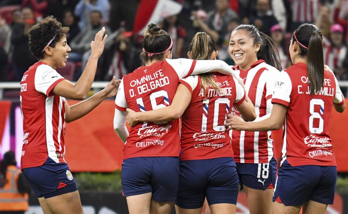 Chivas Femenil busca reforzar su dominio sobre Atlas en el Clásico tapatío