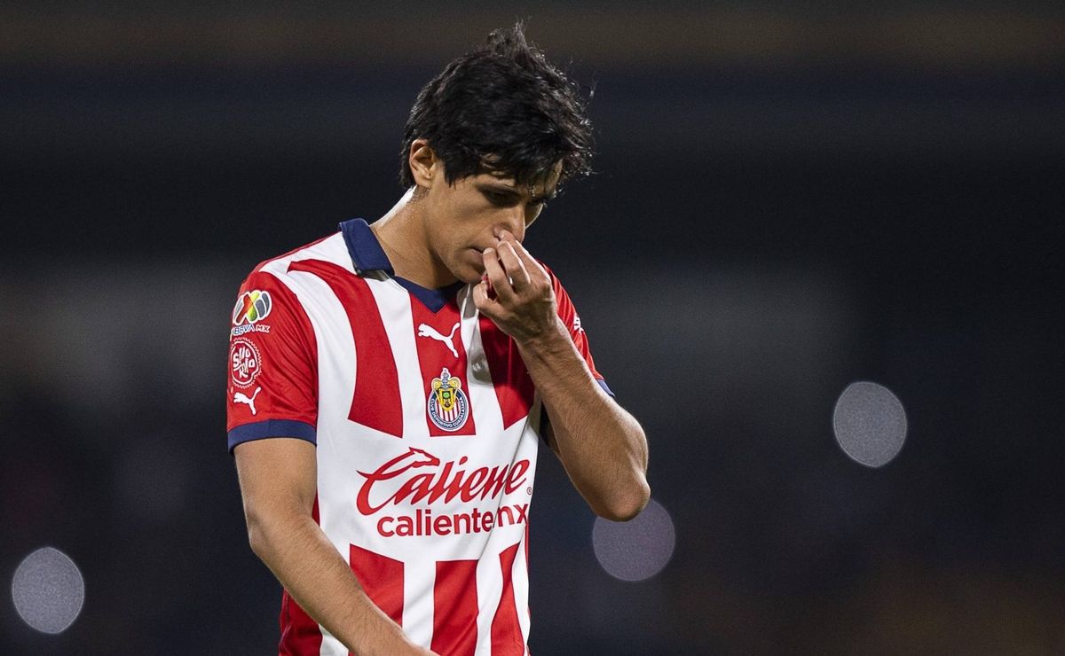 Fernando Gago provoca la ausencia de JJ Macías en Chivas: la razón