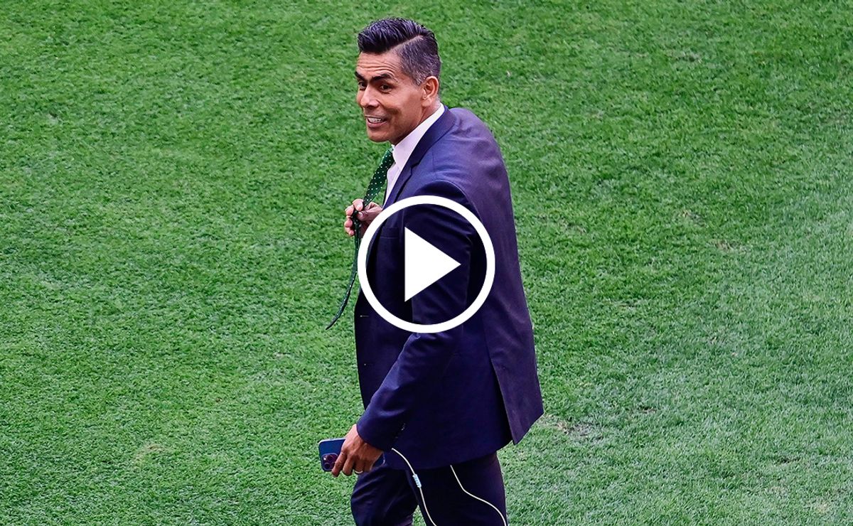 Oswaldo Sánchez y el mal momento que hizo pasar a los aficionados en el Clásico Nacional