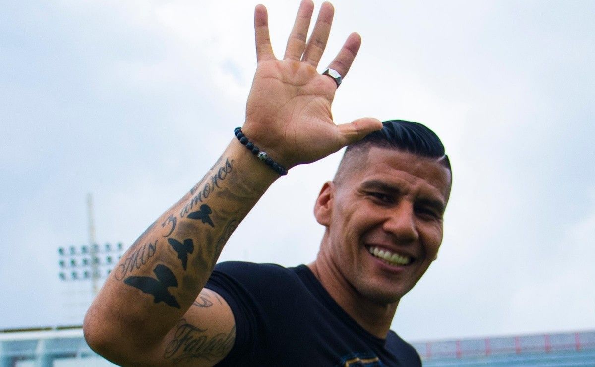 Ex-Chivas: Carlos Salcido ingresó al Salón de la Fama y se dedicó un épico discurso - Rebaño Pasión