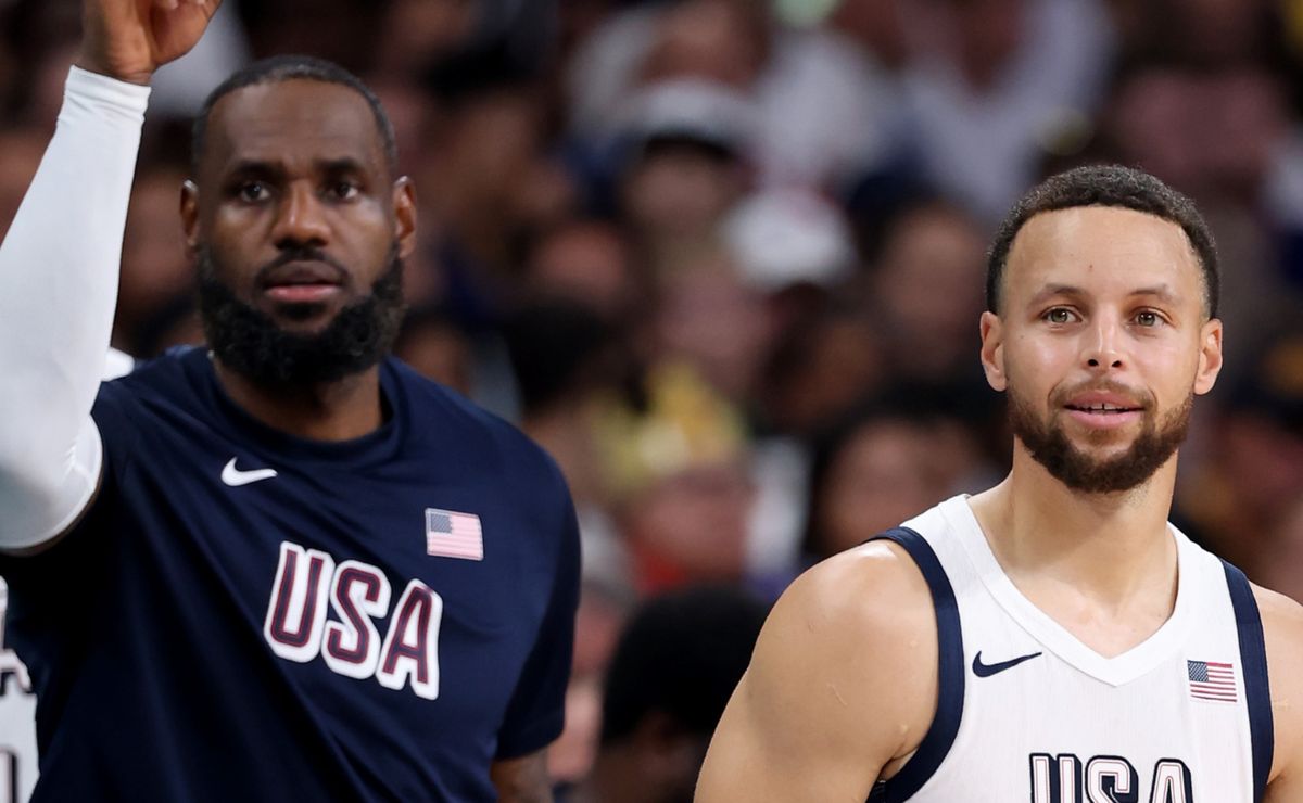 NBA Rumors: Bad news for fans who want to see LeBron James, Stephen Curry together after