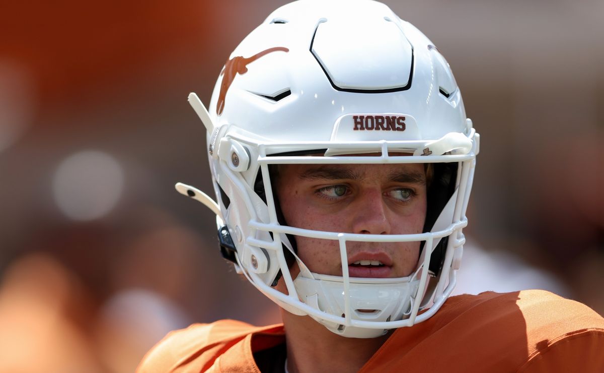 NCAAF News: Texas Longhorns HC has strong reaction to Arch Manning's ... Texas Longhorns Leap to No. 1 in AP Top 25: A New Era in College Football? NCAAF News: Texas Longhorns HC has strong reaction to Arch Manning's ...