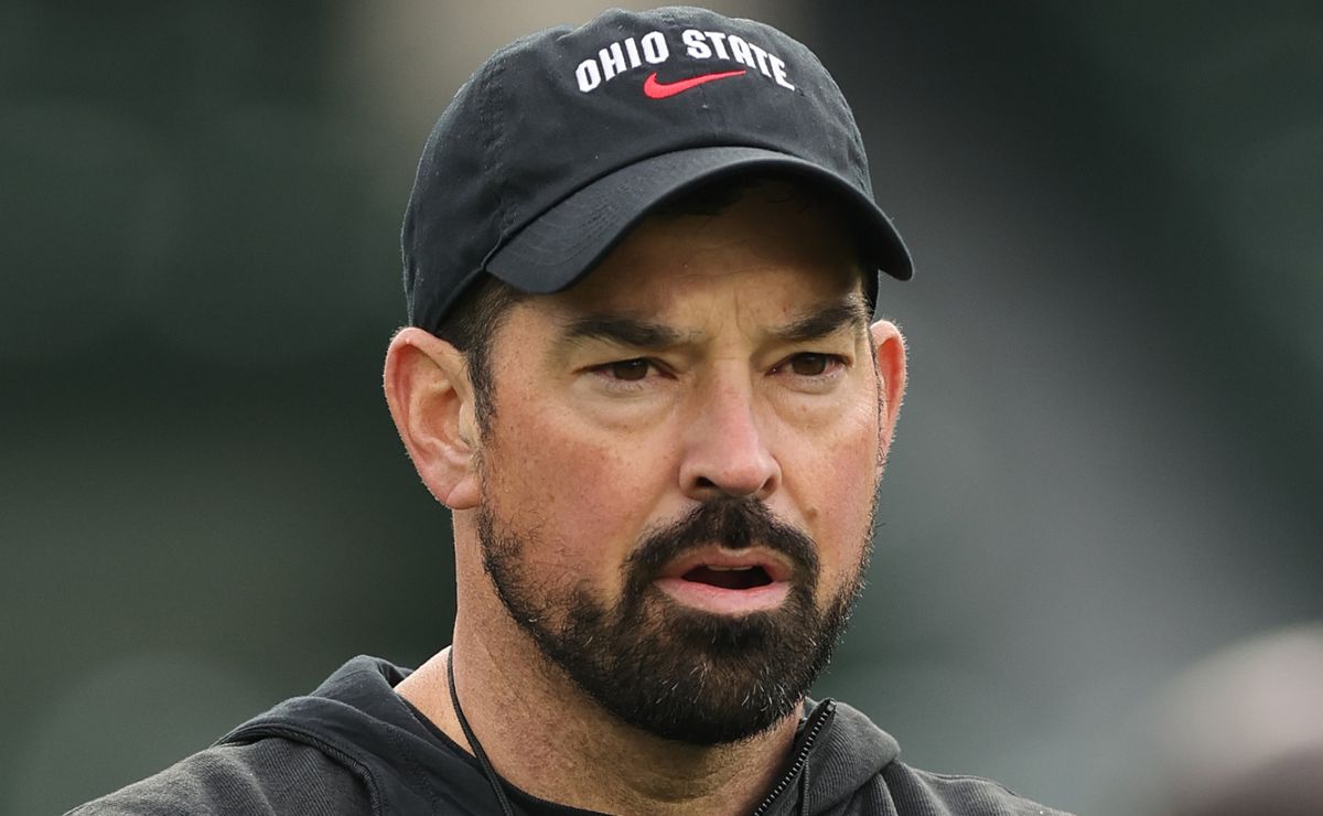 Ryan Day leads Ohio State to win vs Notre Dame with Lou Holtz in ...