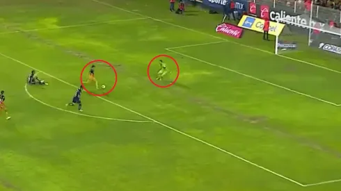 Marchesín evitó el gol de Juárez.