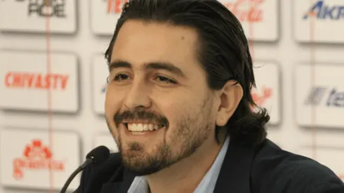 El hijo de Jorge Vergara ya calienta el Clásico Nacional.