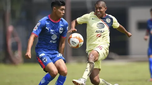 AUTOGOL. Esta vez la fortuna jugó en favor de las águilas. (Foto: Mexsport).