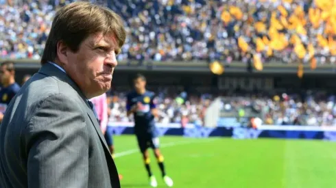 DE HIJOS. Al Piojo siempre le va bien ante los universitarios.