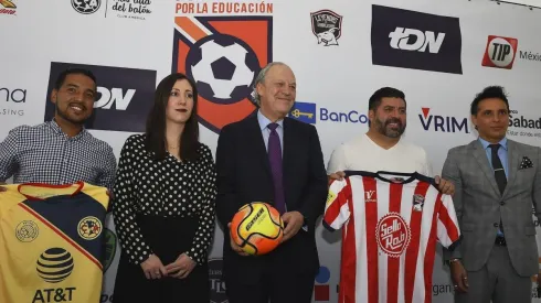 Leyendas de América y Chivas se enfrentarán en octubre.