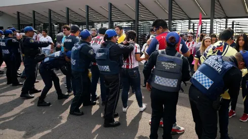3700 policías se dispusieron para este Clásico.