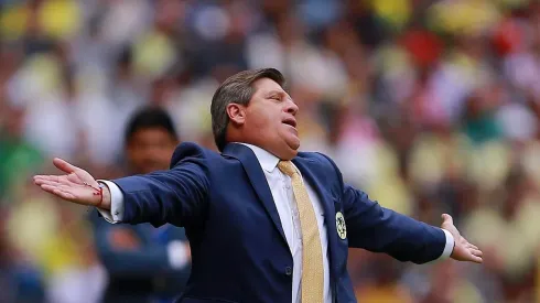 Miguel Herrera tiene problemas de autoridad en el plantel.