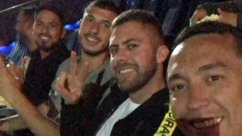 Directiva invitó al primer equipo y femenil del América al cine.