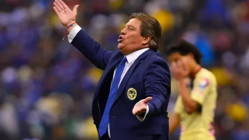 Herrera aún no puede definir su once