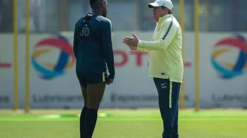 Renato Ibarra podría salir del América.