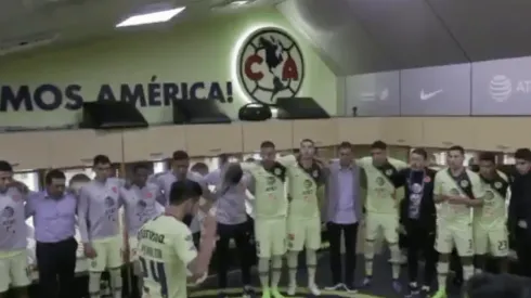 Oribe Peralta y Agustín Marchesín comandaron la arenga en el camarín para la Gran Final.